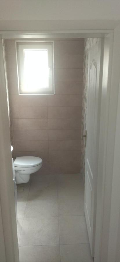Guesthouse Nikoleta 2 Котор Екстер'єр фото