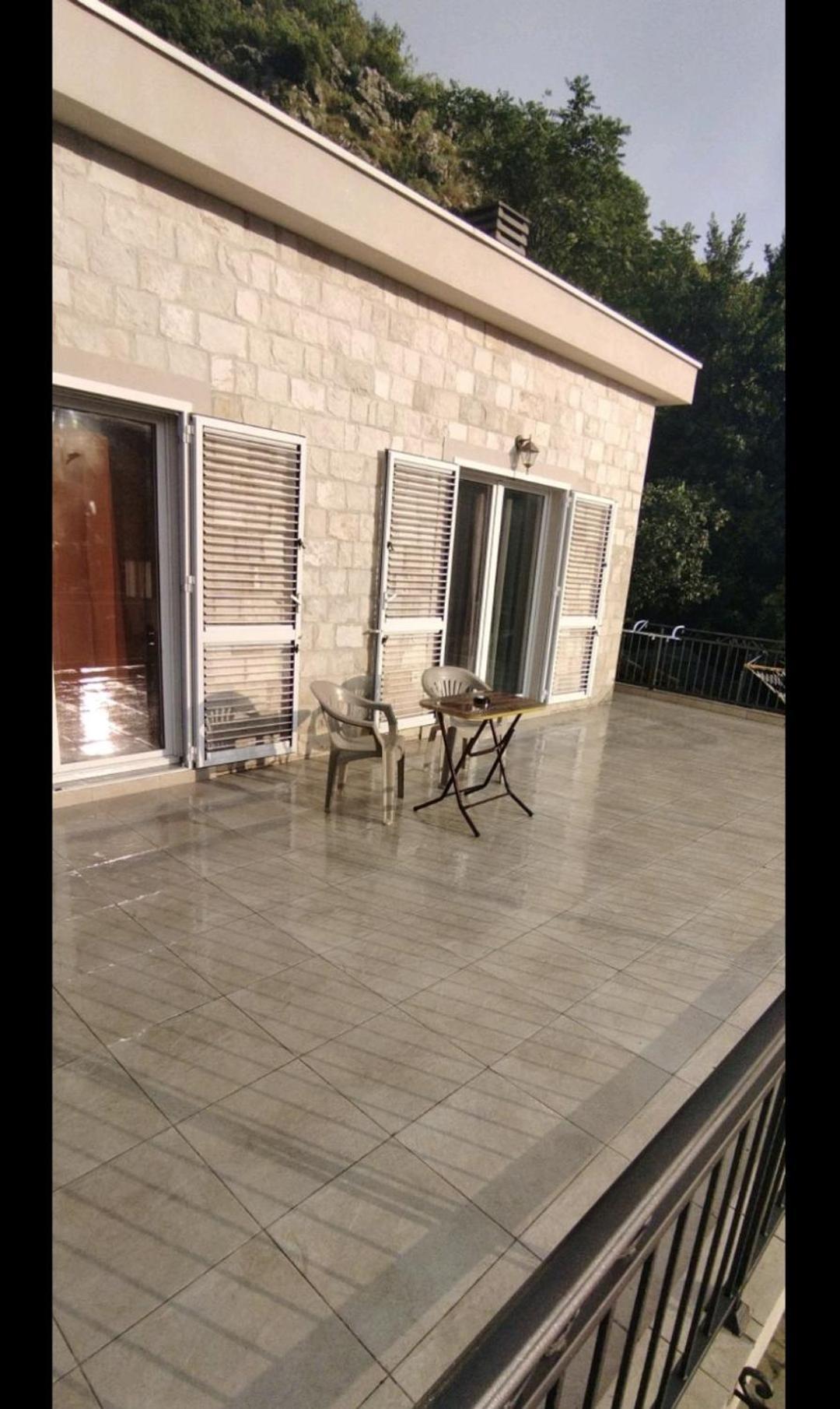 Guesthouse Nikoleta 2 Котор Екстер'єр фото